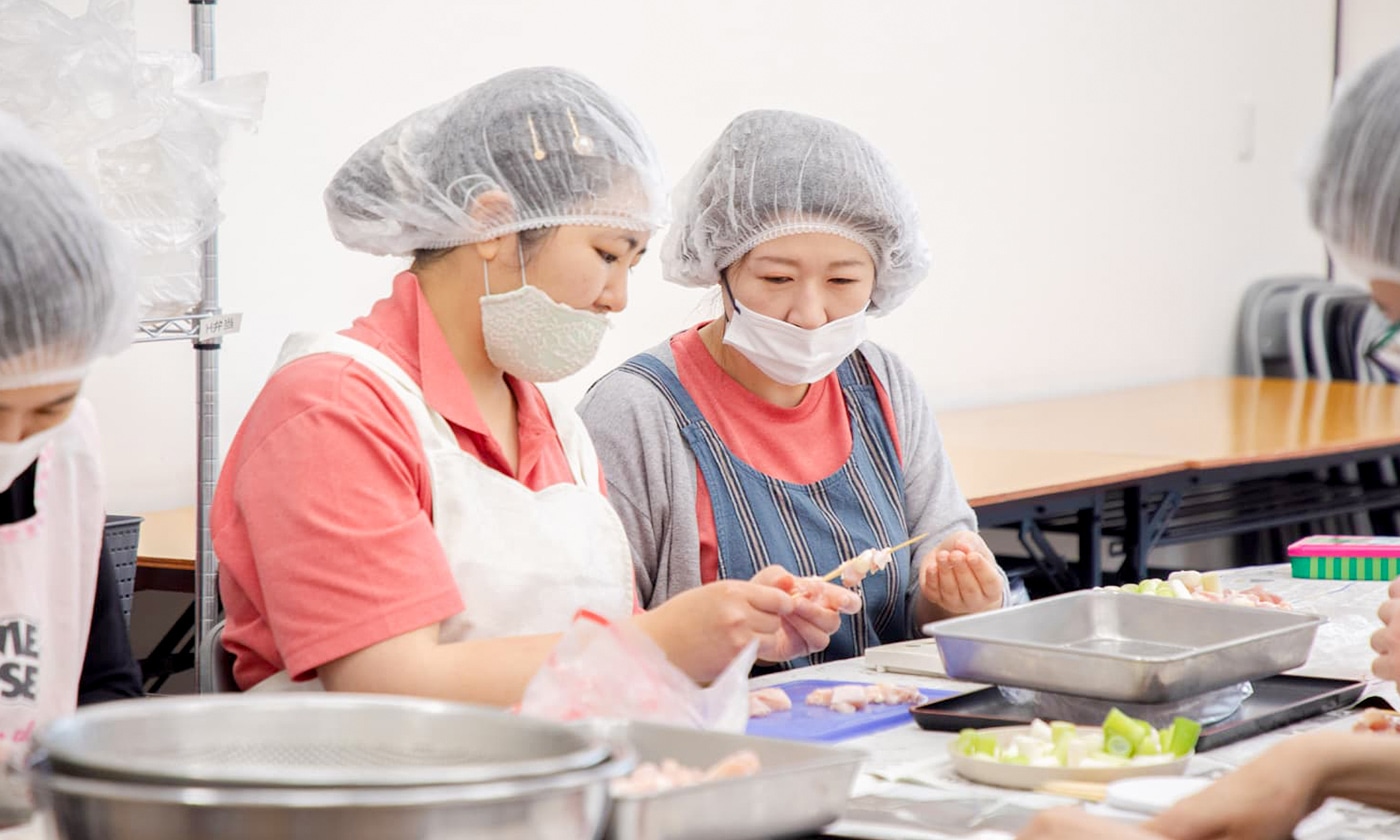 作業スタッフ女性